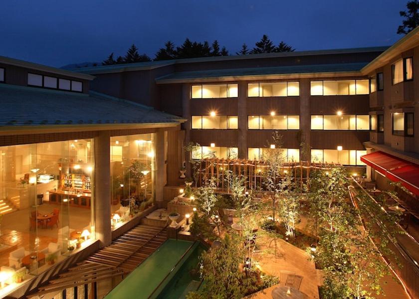 Nagano Karuizawa Courtyard