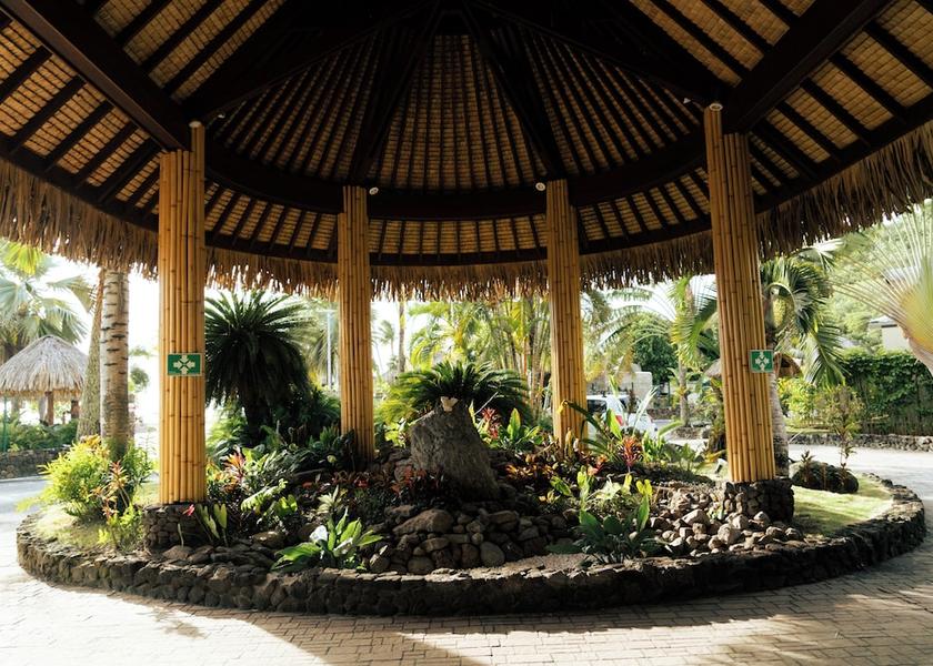  Bora Bora Entrance