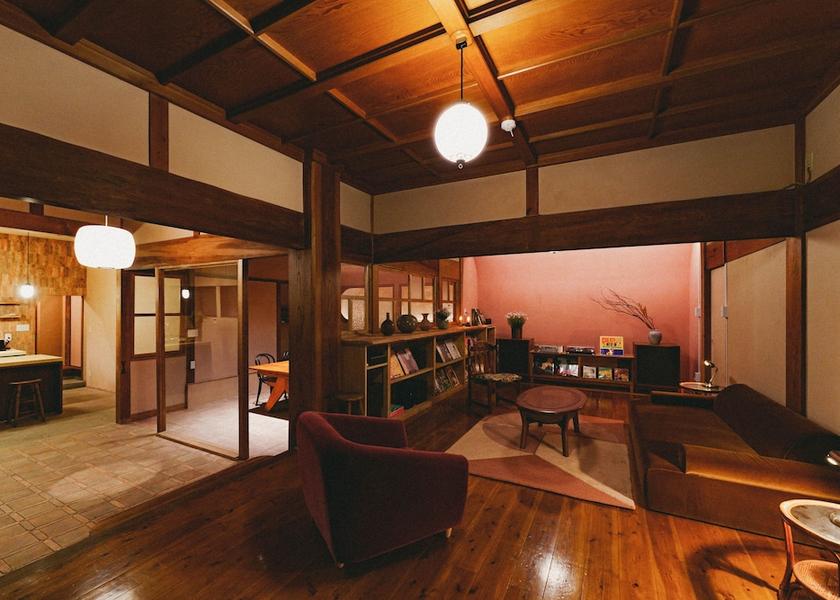 Yamanashi Fuefuki Interior Entrance