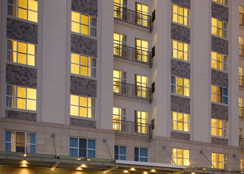 California Long Beach Exterior Detail