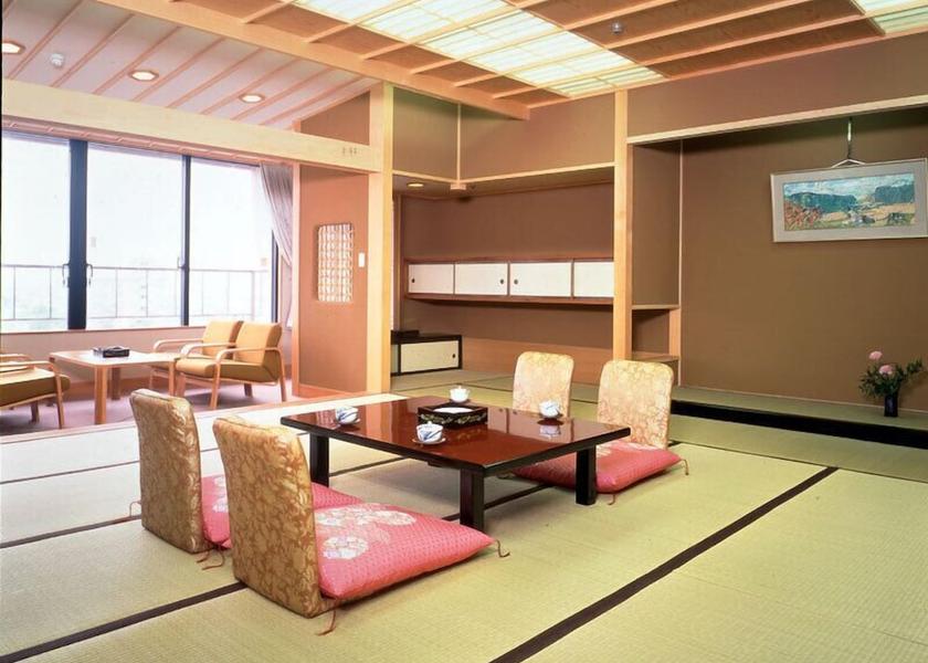 Ishikawa Nanao Living Area