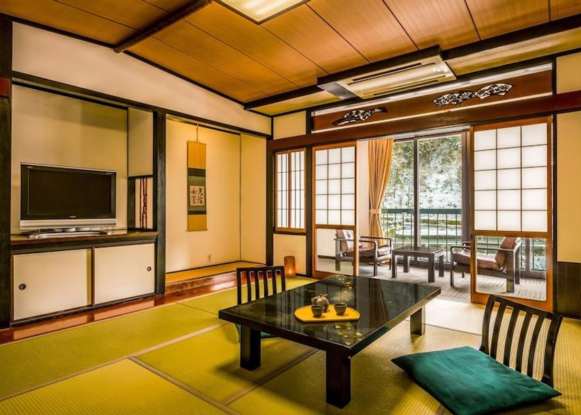 Okayama Maniwa Room