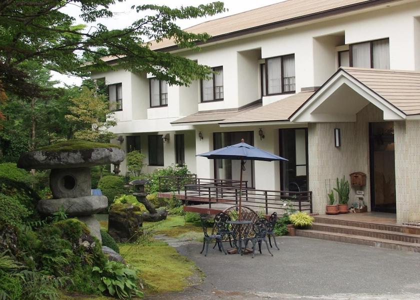 Yamanashi Yamanakako Exterior Detail