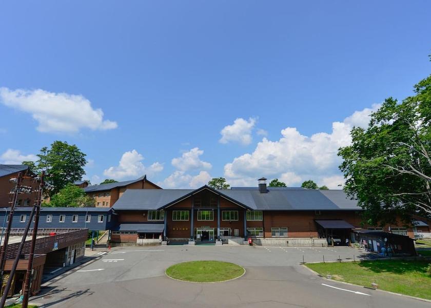 Akita Senboku Exterior Detail