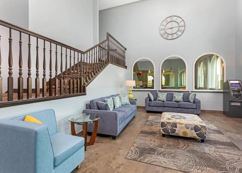 Texas Mesquite Lobby