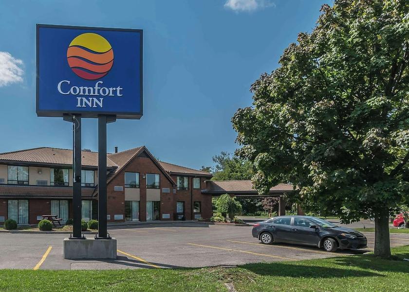 Ontario Cobourg Exterior Detail