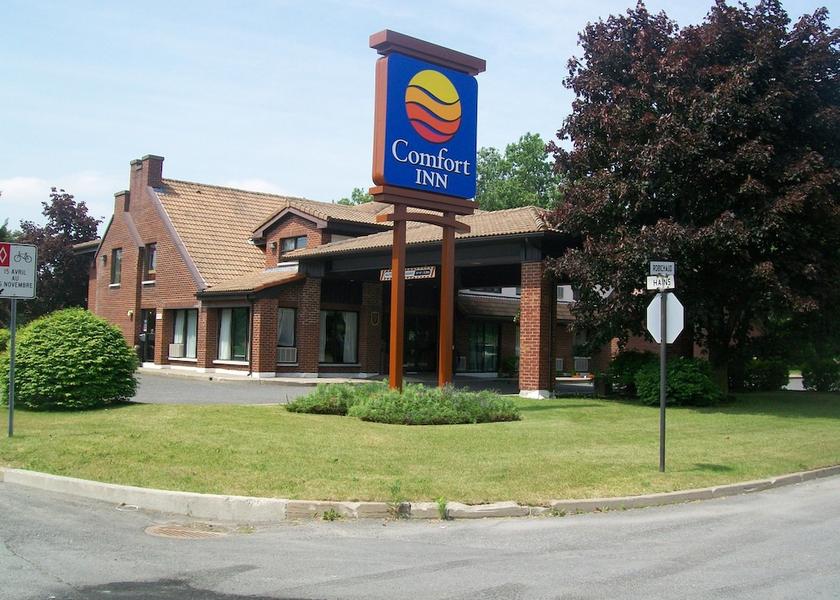 Quebec Drummondville Front of property