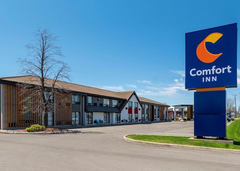 Ontario Saint Thomas Exterior Detail