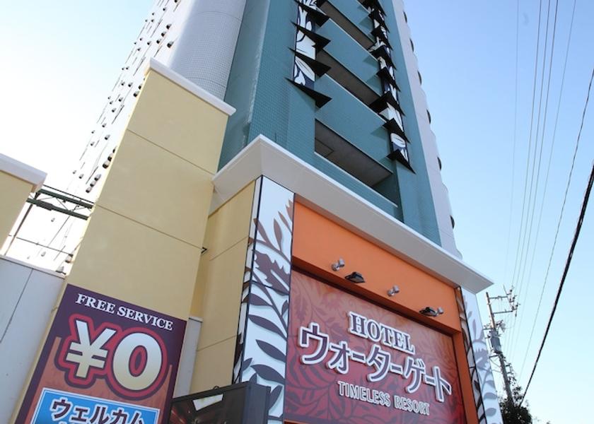Aichi Inazawa Front of property