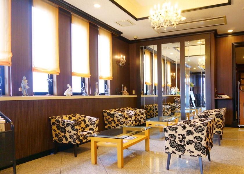 Aomori Hachinohe Lobby sitting area