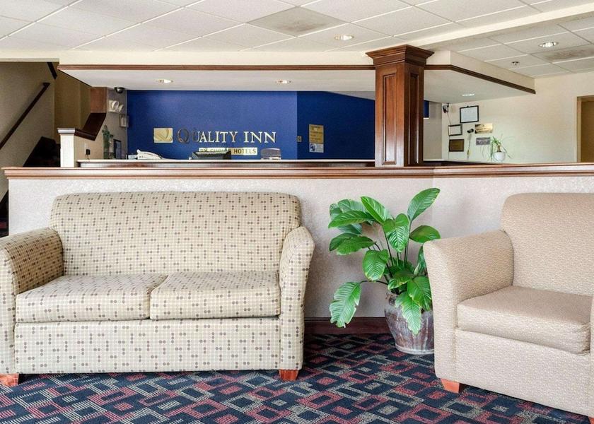 Mississippi Magee Lobby