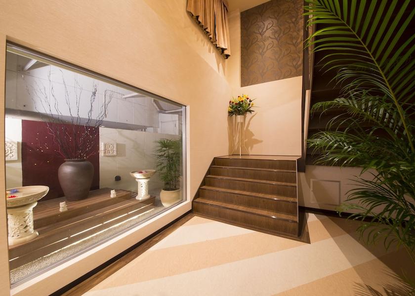 Osaka Sakai Interior Entrance