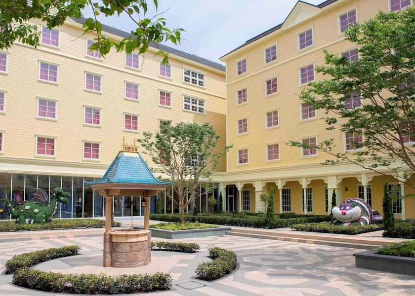 Chiba Urayasu Courtyard