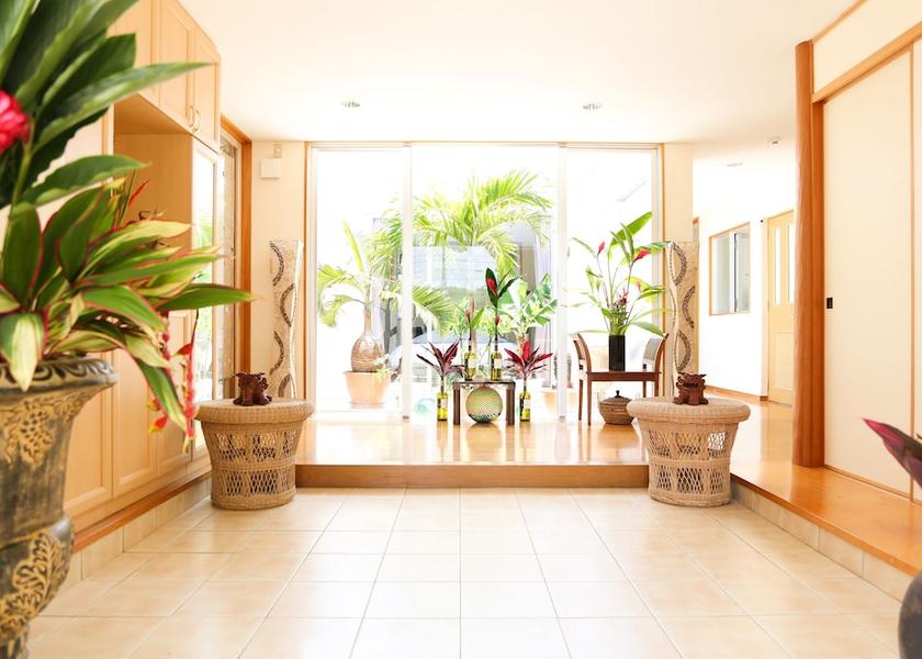 Okinawa (prefecture) Ishigaki Interior Entrance