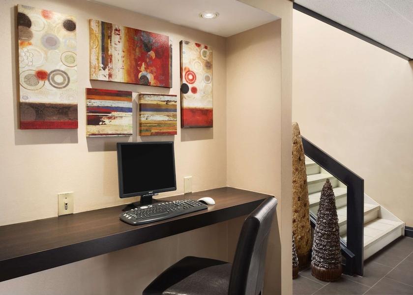 Ontario Brantford Business center