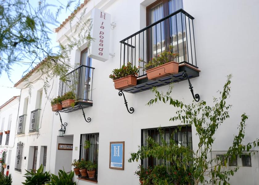 Andalusia Benalmádena Property entrance
