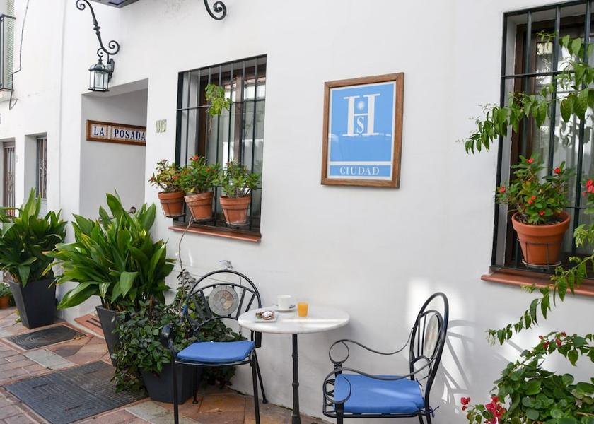 Andalusia Benalmádena Property entrance
