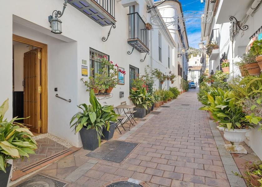 Andalusia Benalmádena Front of property