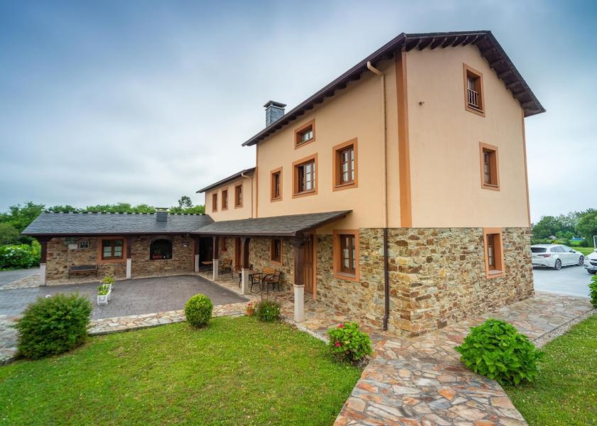 Asturias Tapia de Casariego Front of property