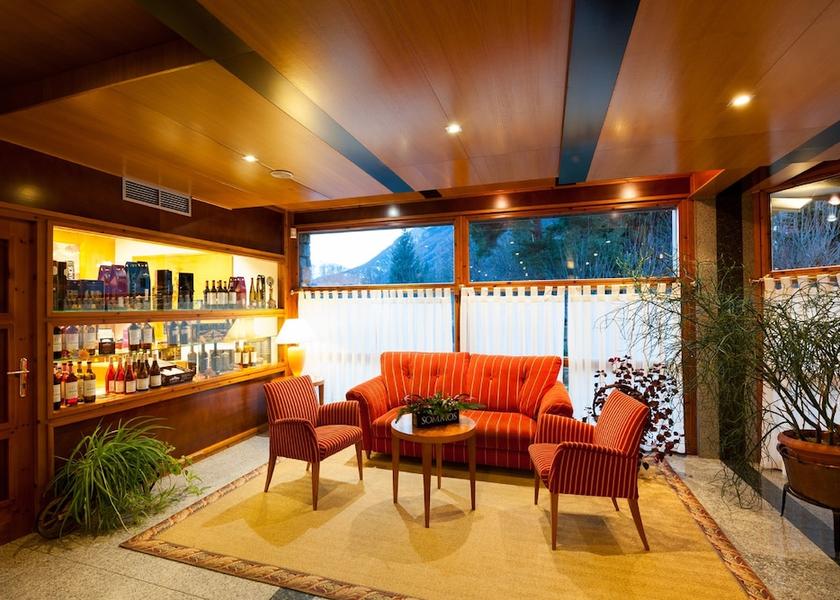 Aragon Benasque Lobby