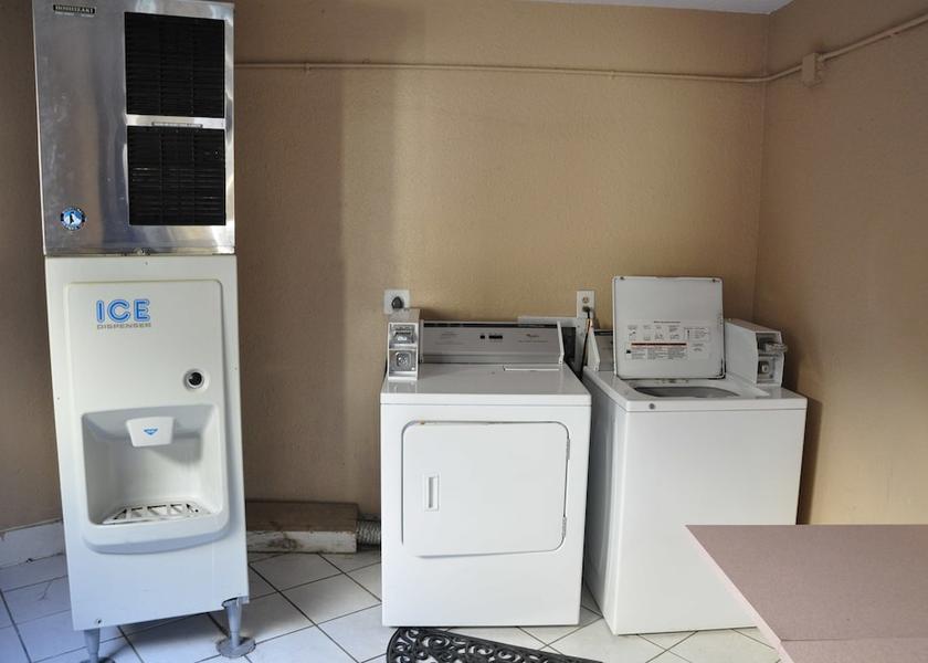 Arkansas Little Rock Laundry Room