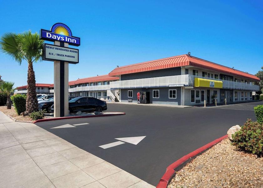 California Fresno Exterior Detail