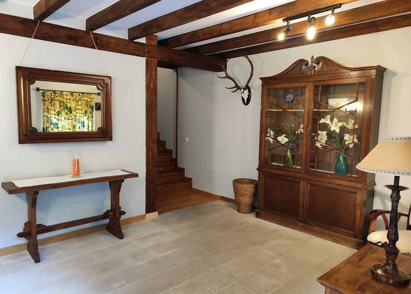 Cantabria Cabezon de Liebana Interior Entrance