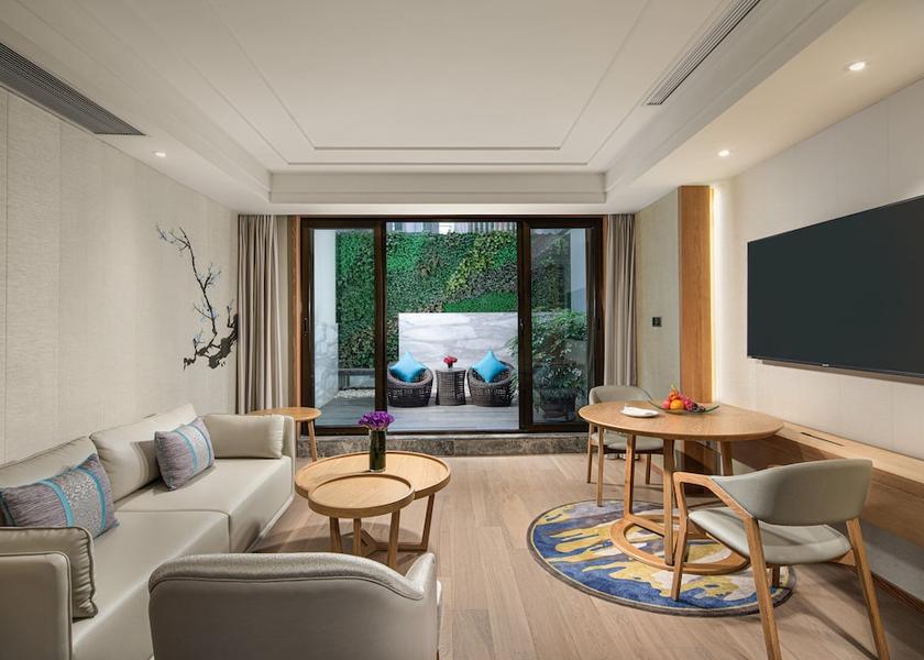  Shanghai Room