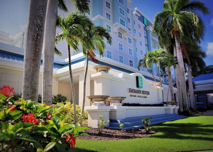  Carolina Exterior Detail