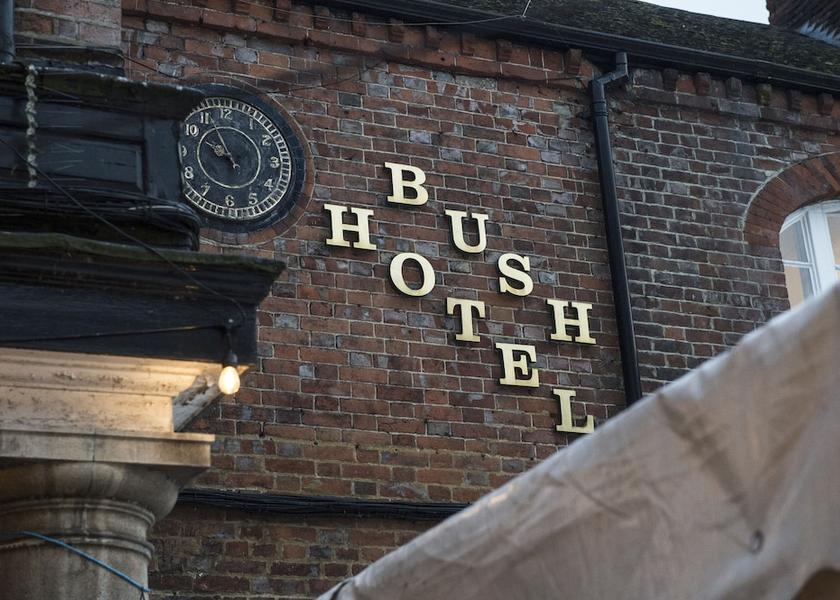 England Farnham Courtyard