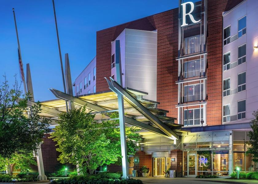 Massachusetts Foxboro Exterior Detail