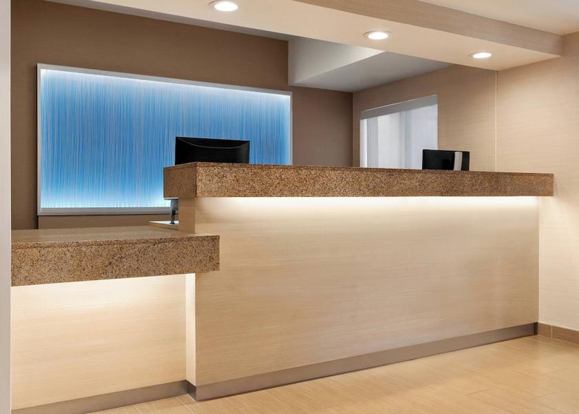 California Roseville Reception