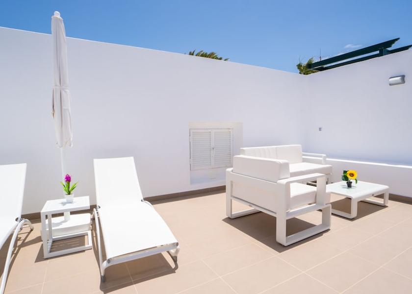 Canary Islands Tías Sundeck