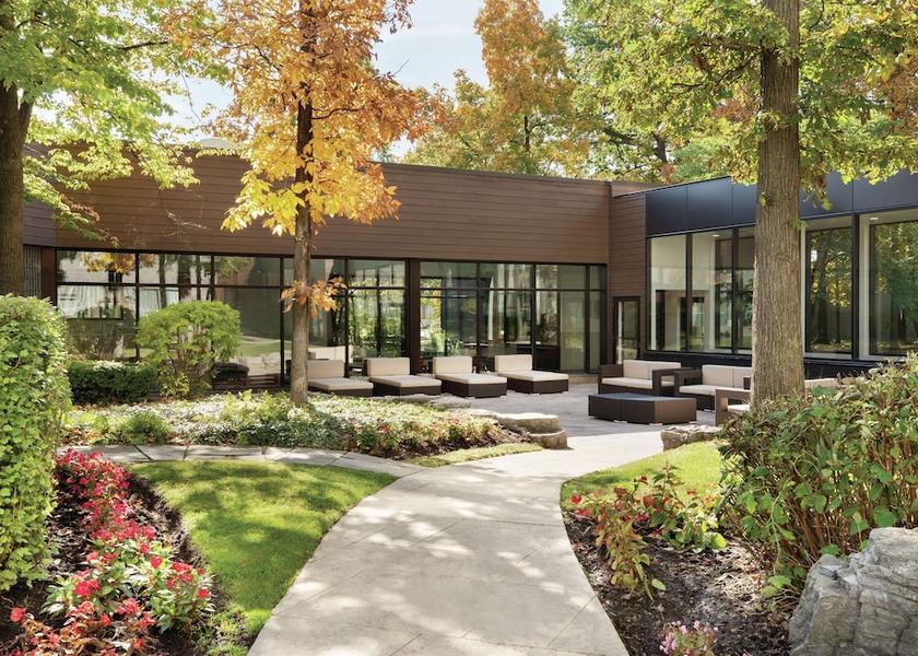 Ontario Mississauga Courtyard