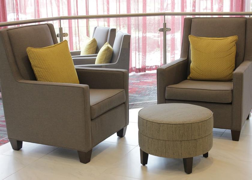 Ontario Mississauga Lobby sitting area