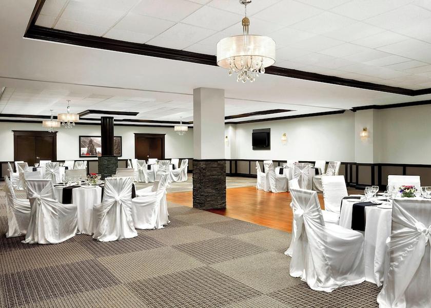 Alberta Calgary Meeting facility