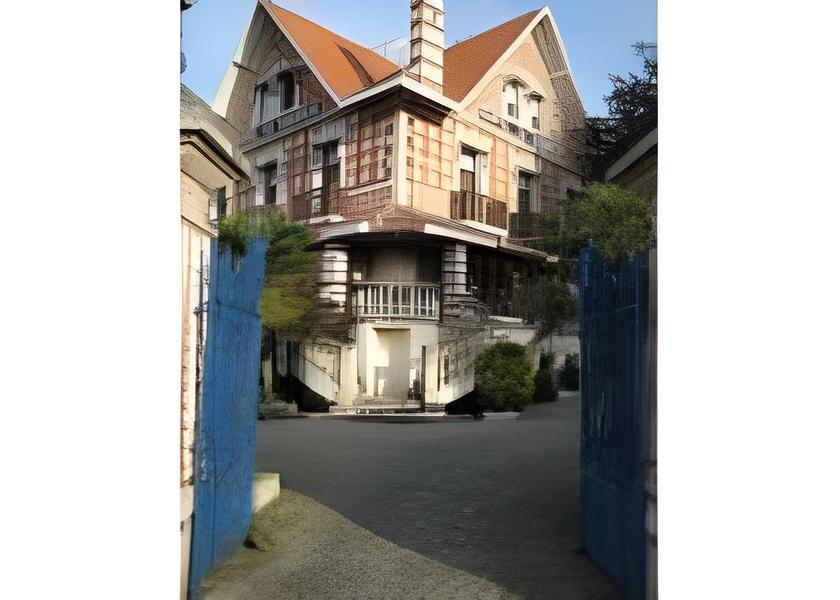 Nouvelle-Aquitaine Arcachon exterior view