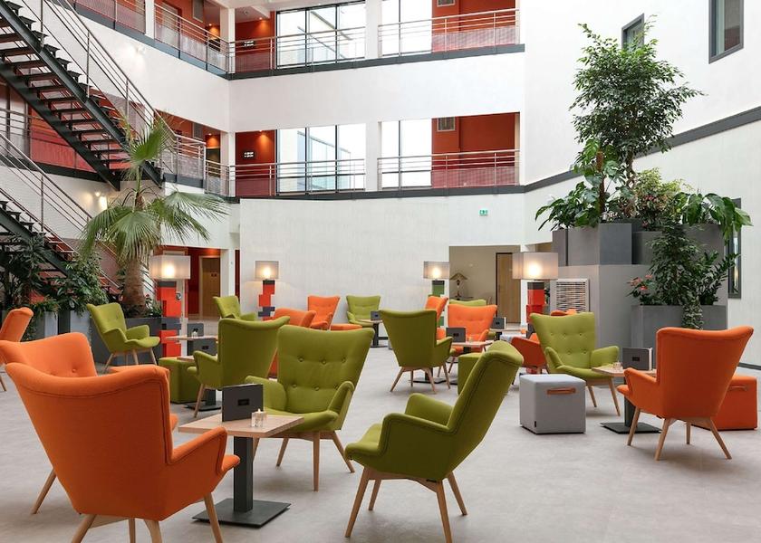 Hauts-de-France Senlis Lobby