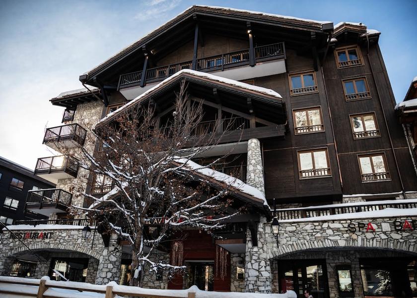 Auvergne-Rhône-Alpes Val-d'Isere Front of property