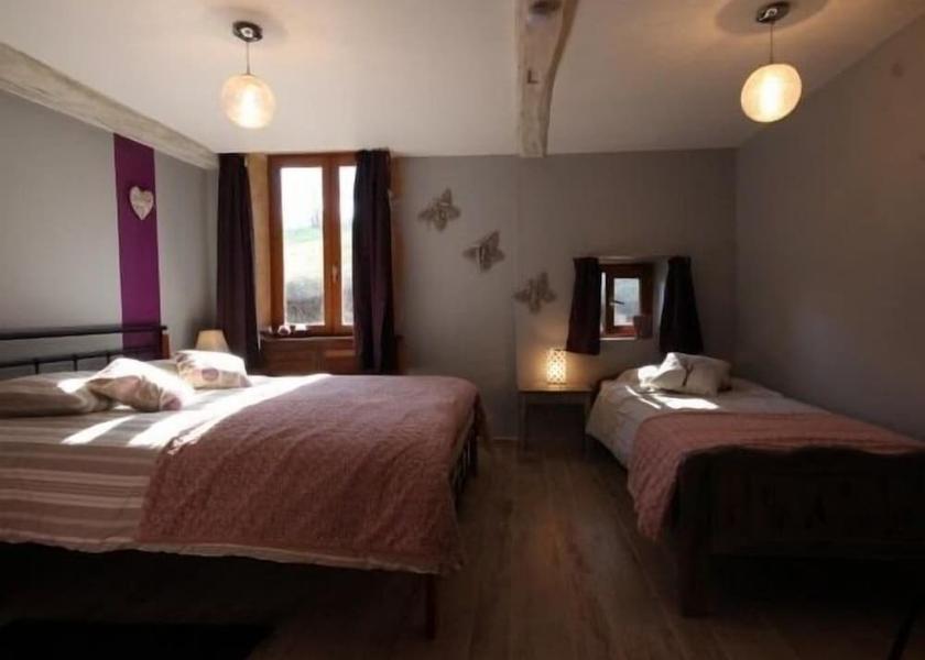 Bourgogne-Franche-Comté Iguerande Room