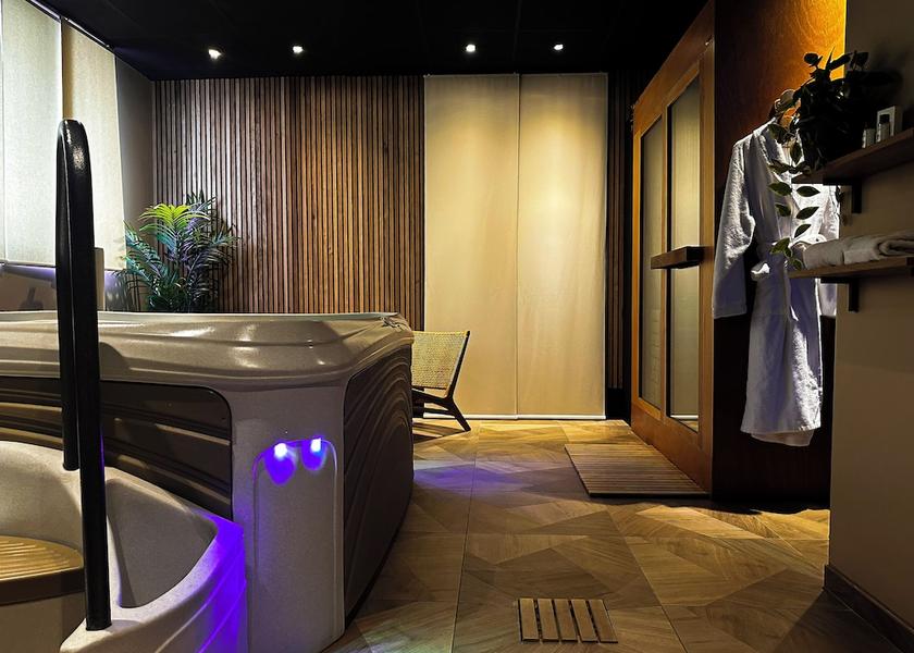 Grand Est Chalons-en-Champagne Spa
