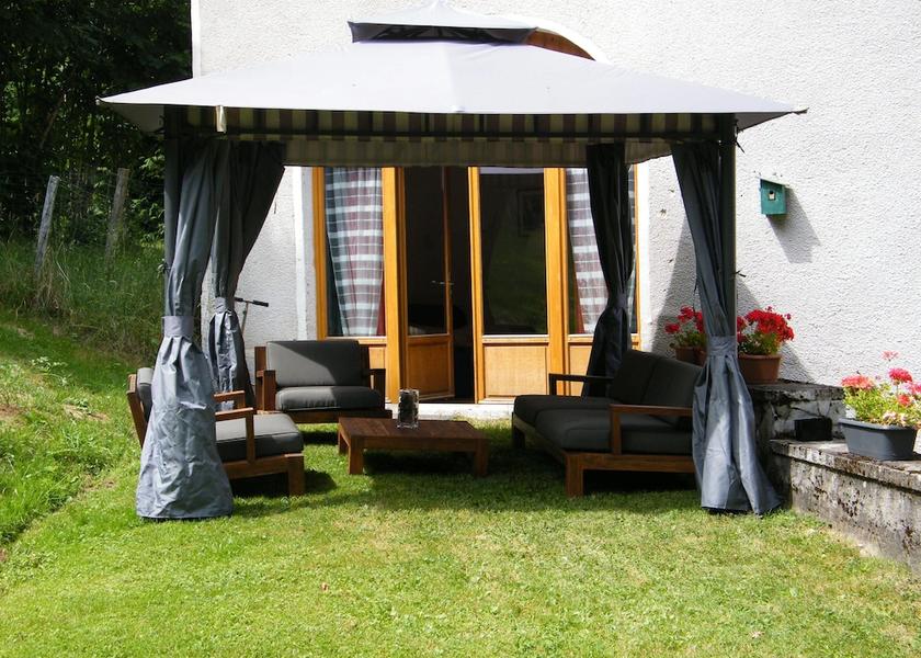 Auvergne-Rhone-Alpes Grandval Gazebo