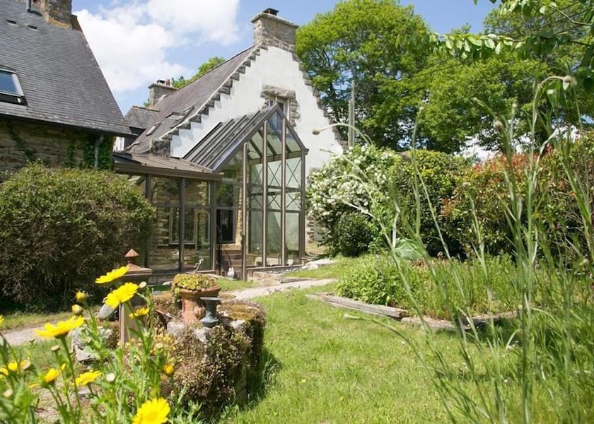 Brittany Grand-Champ Facade