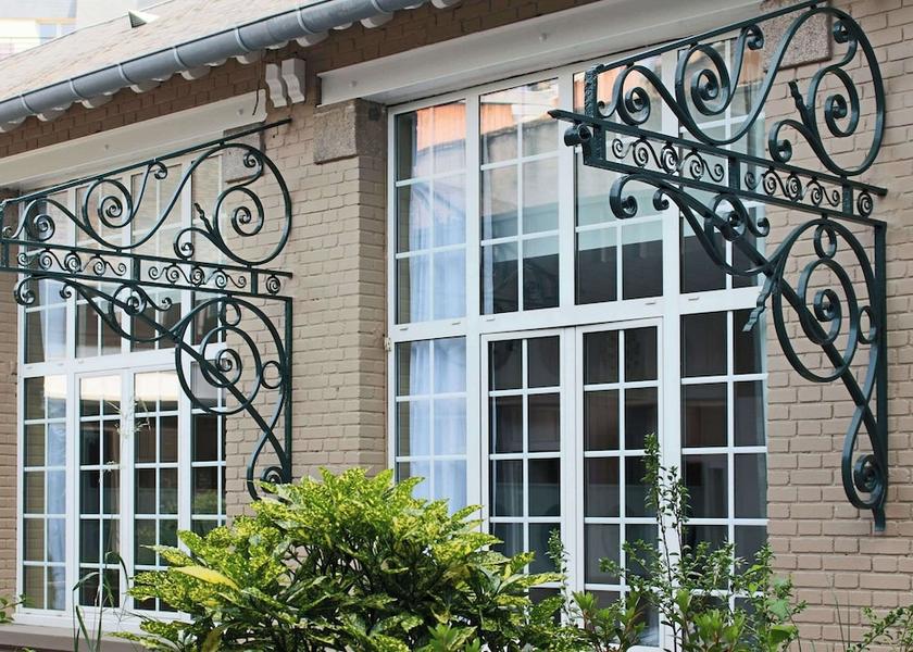 Nouvelle-Aquitaine Limoges Exterior Detail