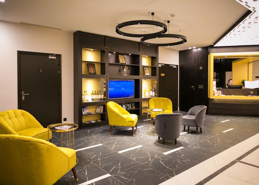 Provence - Alpes - Cote d'Azur Saint-Laurent-du-Var Lobby