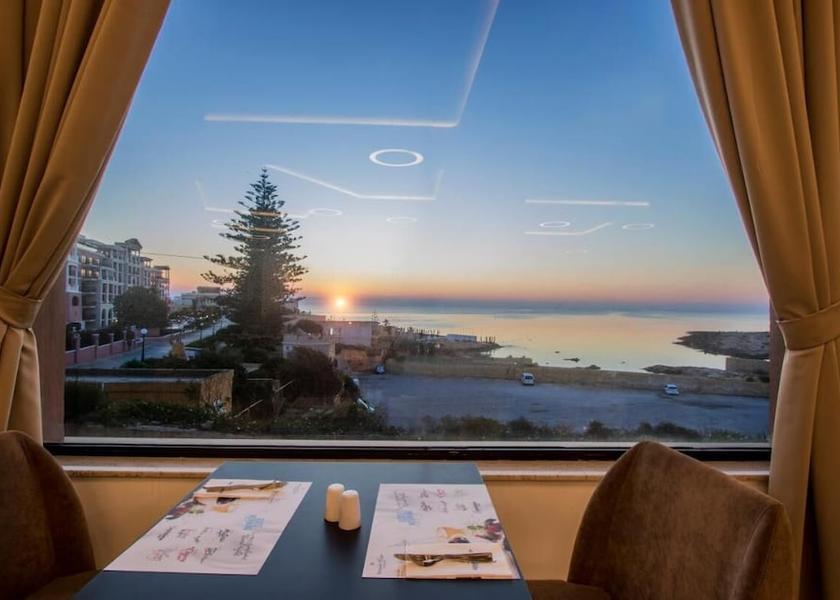  St. Julian's Breakfast Area