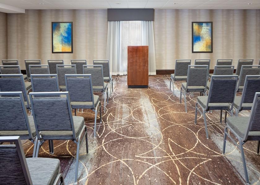 Connecticut Farmington Meeting Room