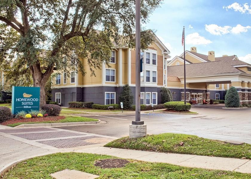 Alabama Mobile Exterior Detail