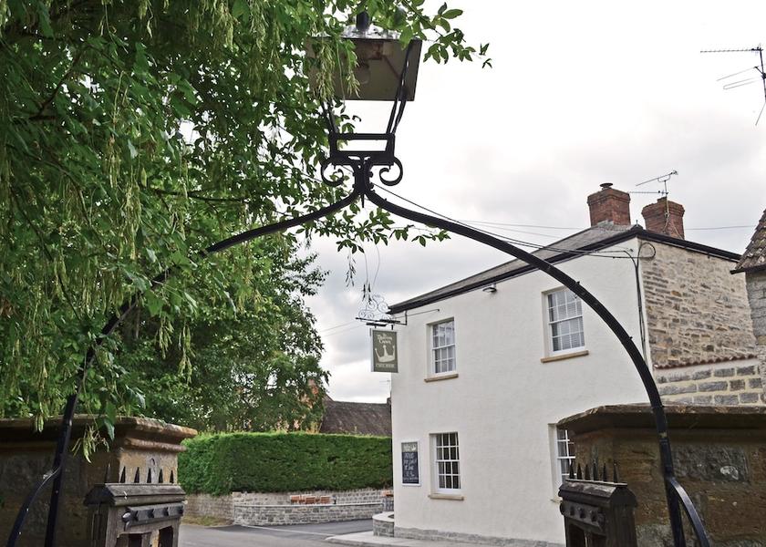 England Langport Exterior Detail