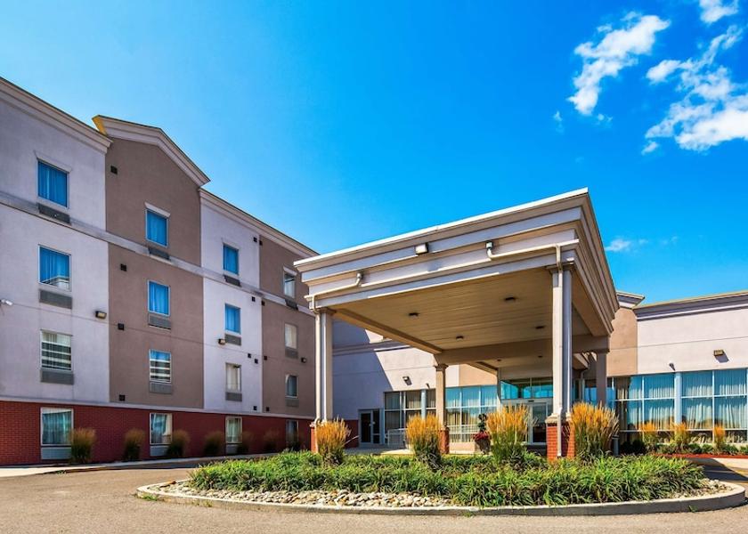 Ontario Clarington Exterior Detail